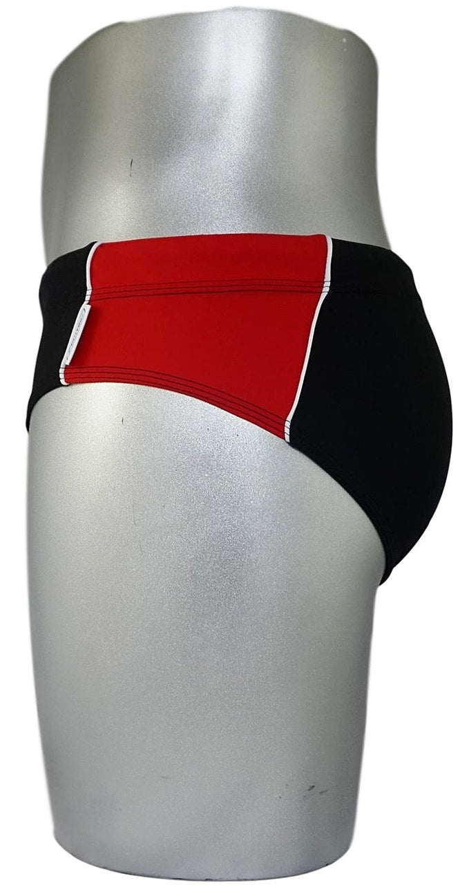 High-quality image of zwemslip triton red