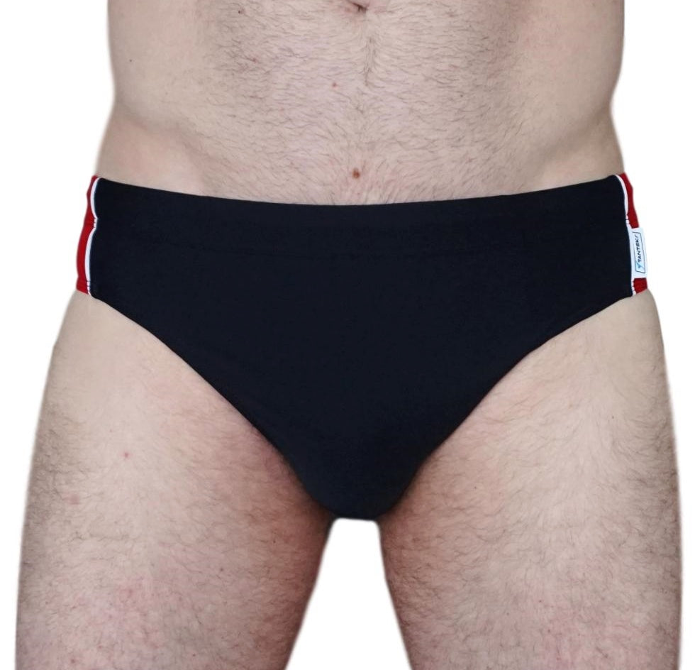 High-quality image of zwemslip triton red