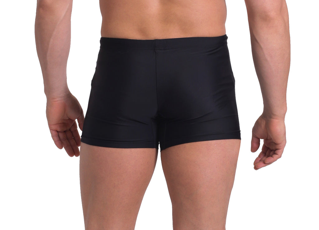 High-quality image of zwemboxer sporteon black