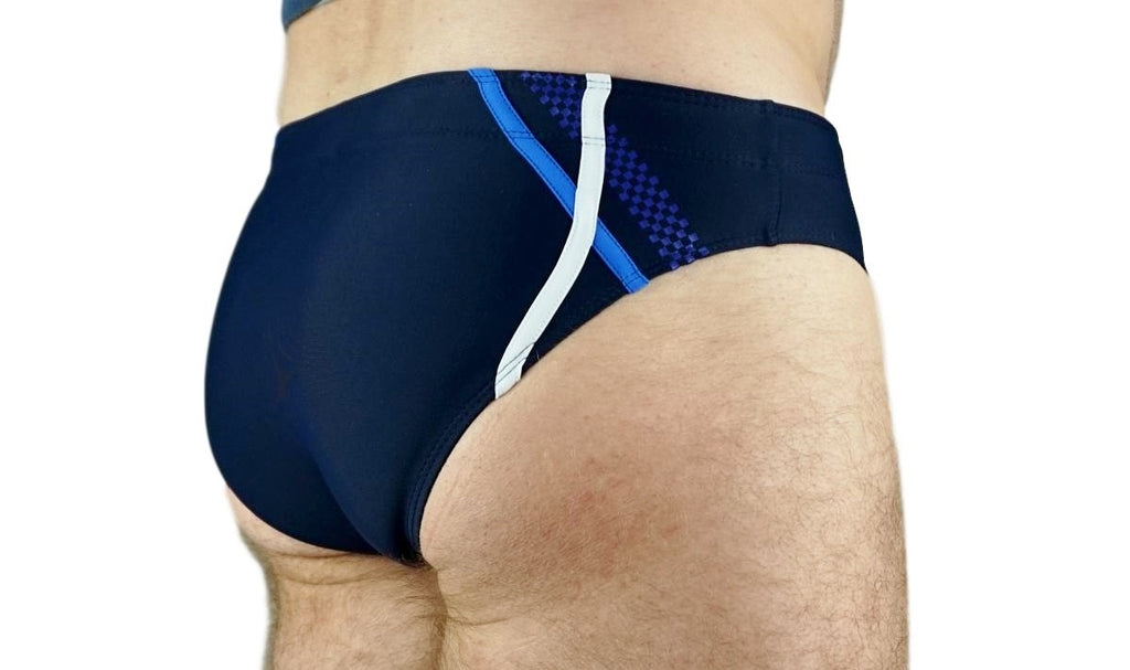 High-quality image of nickey nobel fit navy